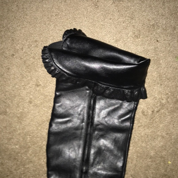 Black Thigh High Boots - Picture 6 of 7